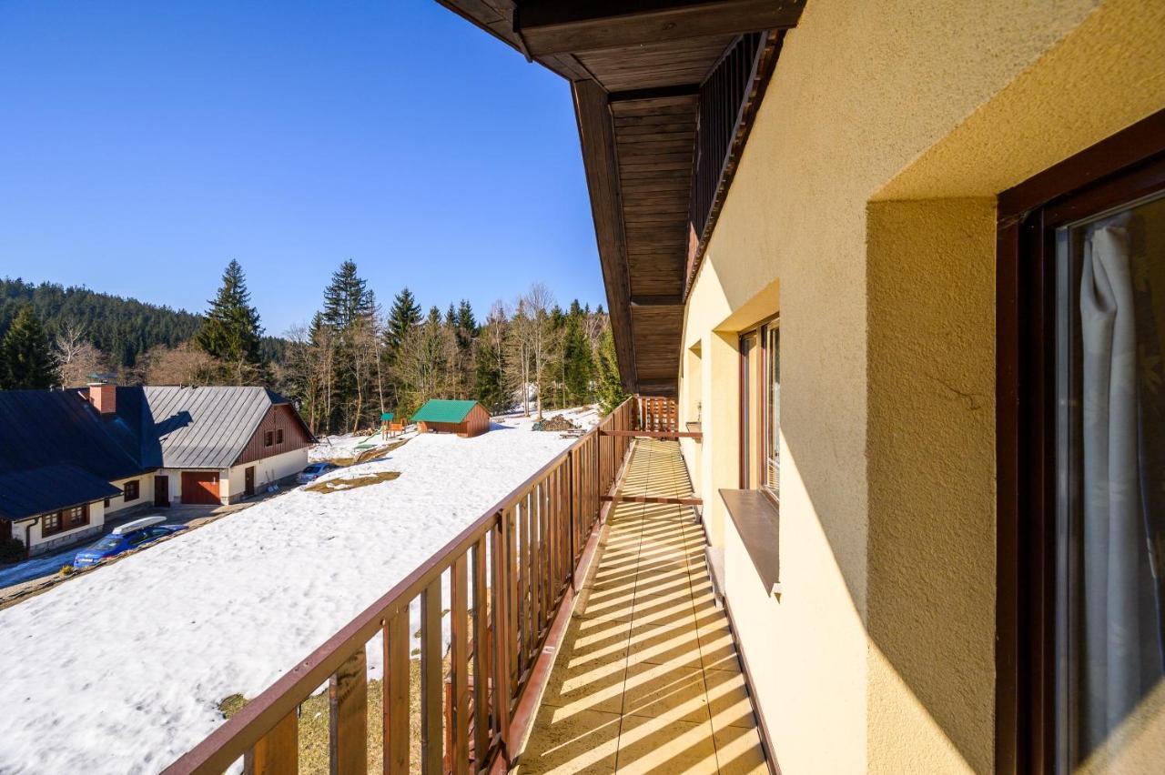 Penzion Petra, Harrachov Aparthotel Ngoại thất bức ảnh