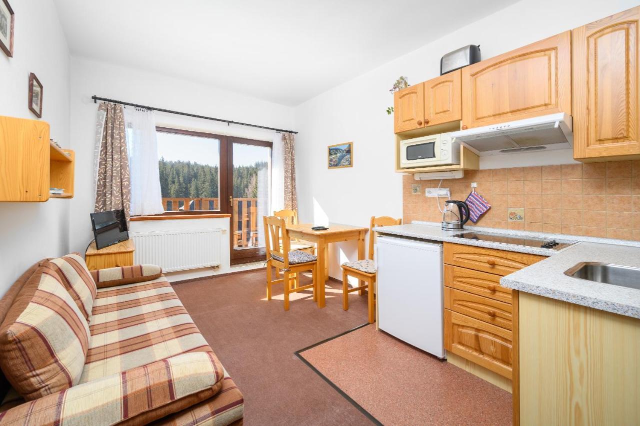 Penzion Petra, Harrachov Aparthotel Ngoại thất bức ảnh