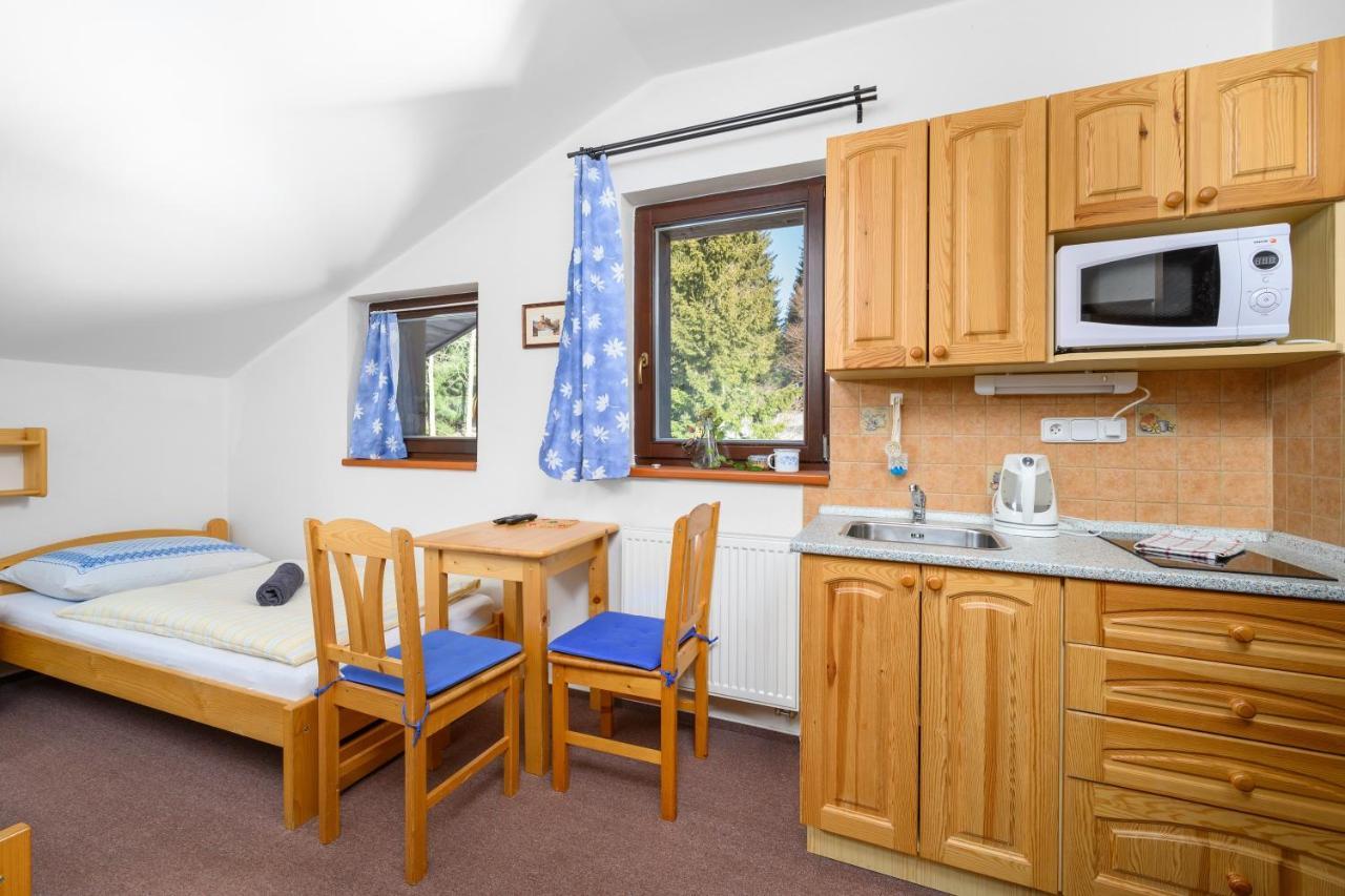 Penzion Petra, Harrachov Aparthotel Ngoại thất bức ảnh