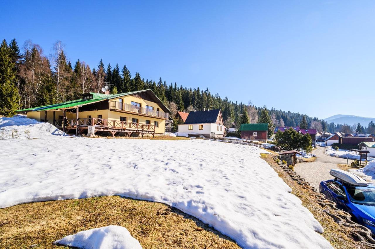 Penzion Petra, Harrachov Aparthotel Ngoại thất bức ảnh